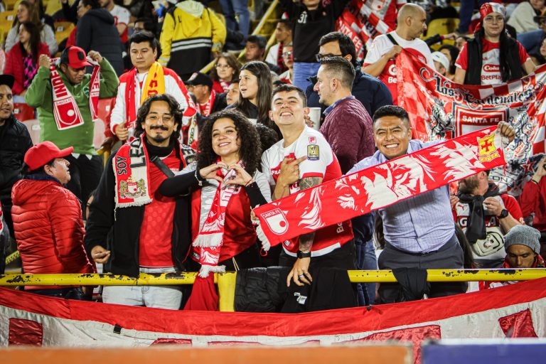 Hinchas Santa Fe