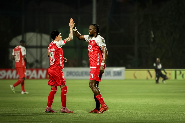 Rodallega y Frasica tras el trunfo en la fecha 4
